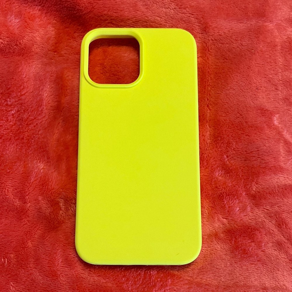 a bright yellow silicone iphoe 13 pro max case